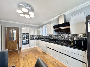 Kitchen/Diner- click for photo gallery